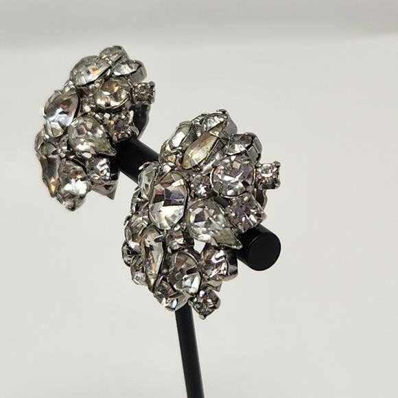 Clear Crystal Cluster Prong Set Clip On Earrings Vintage Costume Jewelry Round - Picture 3 of 8